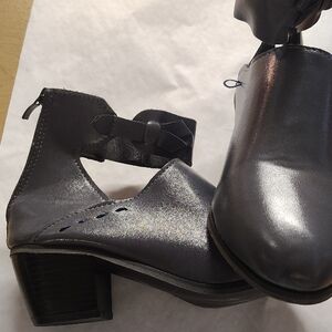 City Chic Metallic Gray Women's Heels